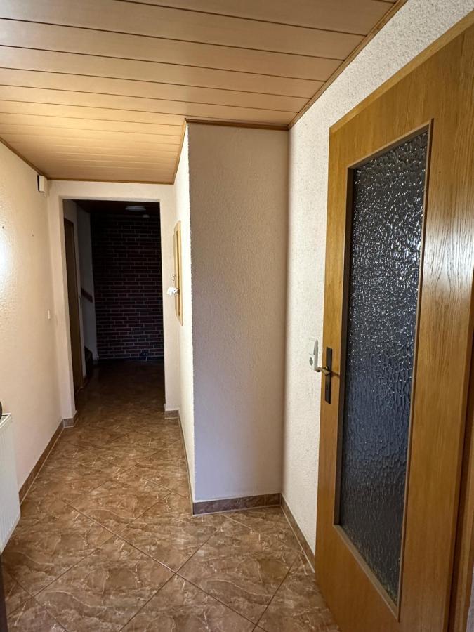 Pension „Haus 11“ Lauta ภายนอก รูปภาพ