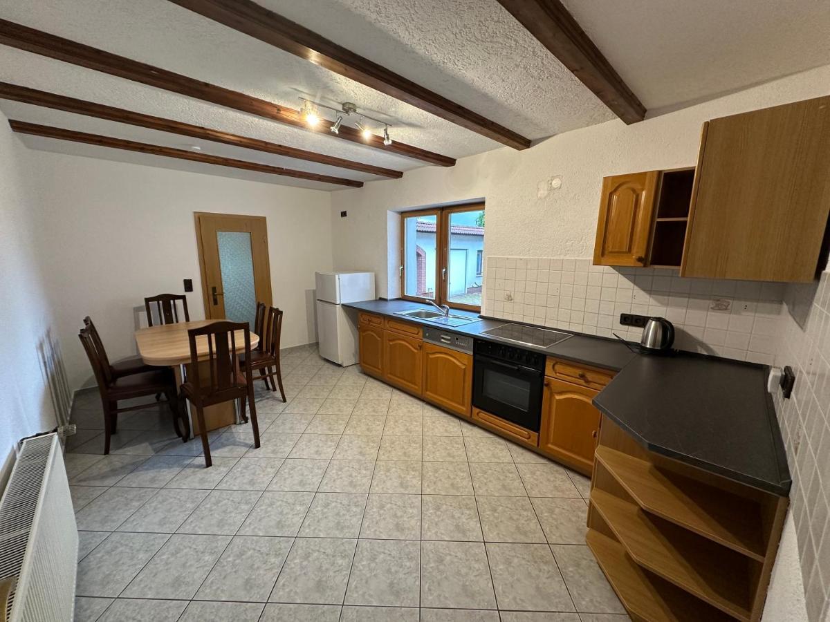 Pension „Haus 11“ Lauta ภายนอก รูปภาพ